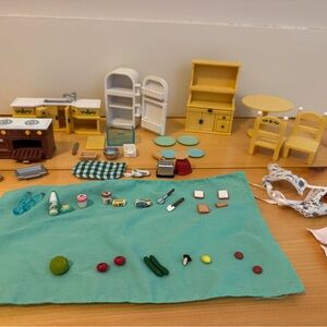 Calico Critters Deluxe Kozy Kitchen Set